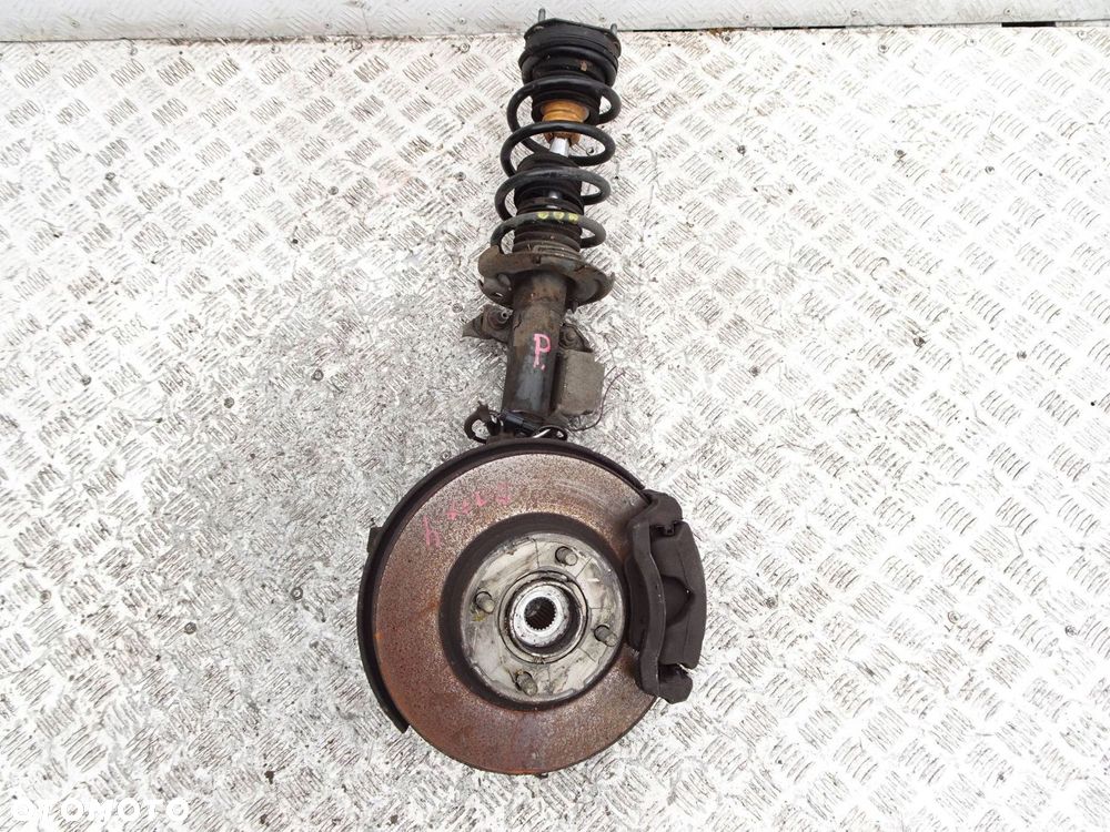 zwrotnica kolumna prawa ford b-max 1.0 ecoboost - 1