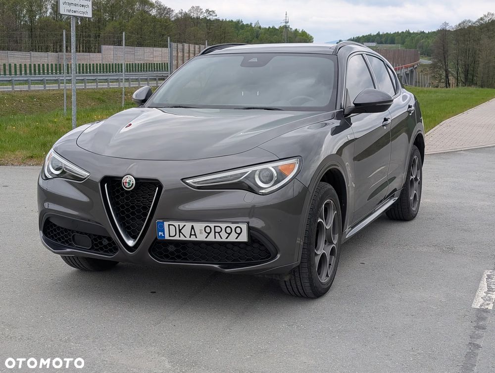 Alfa Romeo Stelvio 2.0 Turbo 16V AT8-Q4 Ti - 6