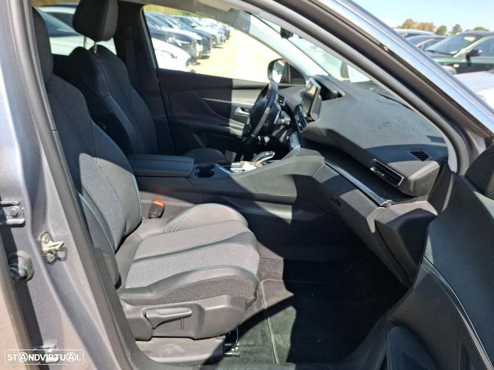 Peugeot 3008 1.6 Hybrid Allure Pack e-EAT8 - 10