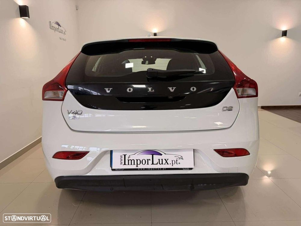 Volvo V40 1.6 D2 Momentum - 9