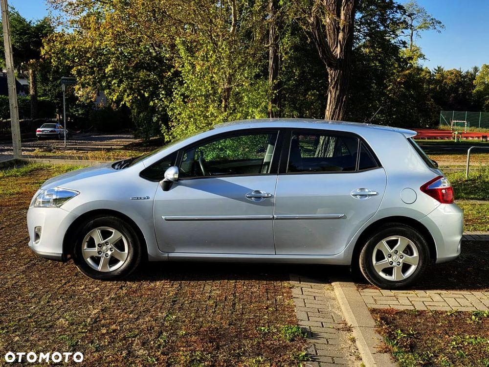 Toyota Auris 1.8 HSD Prestige - 8