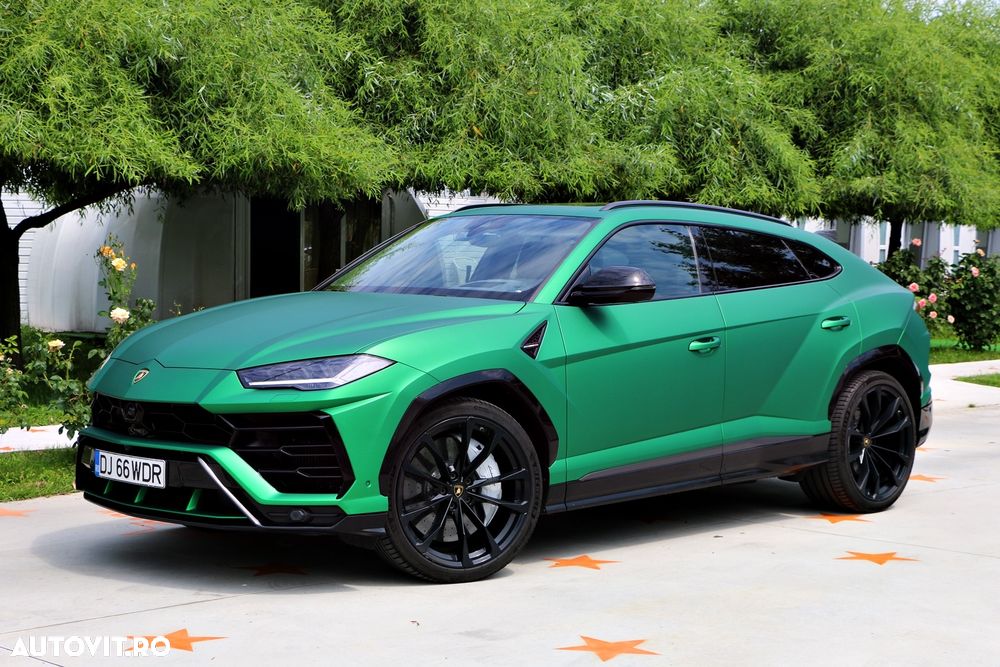 Lamborghini URUS - 17