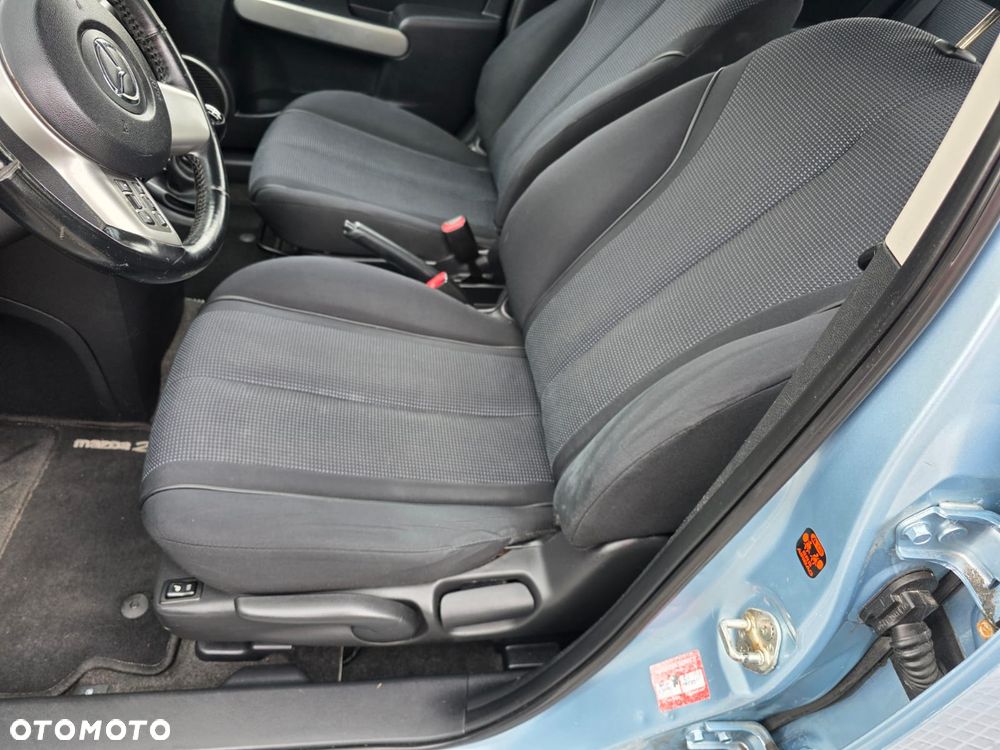 Mazda 2 1.3 Dynamic - 12