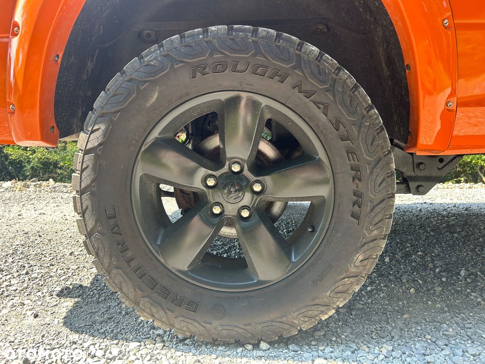 Dodge RAM - 38