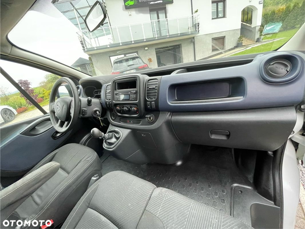 Opel Vivaro - 4
