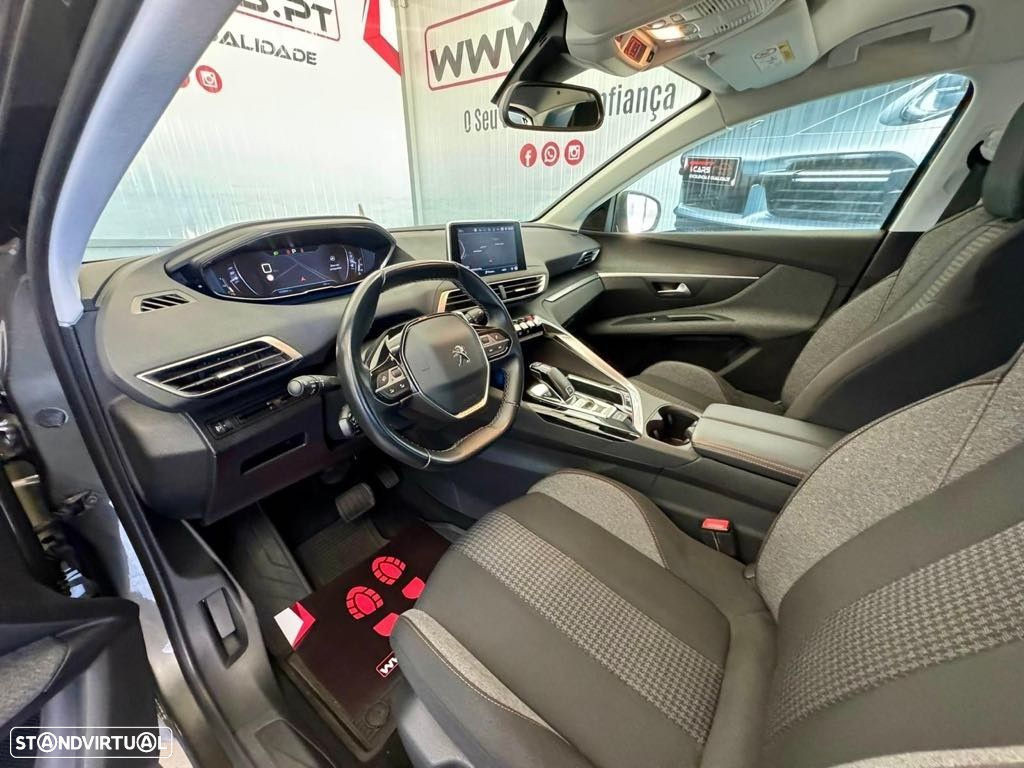 Peugeot 3008 1.5 BlueHDi Allure EAT8 - 19