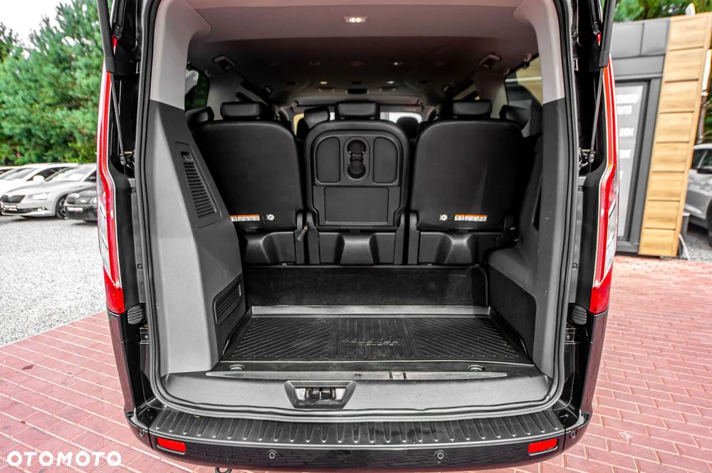 Ford Tourneo Custom 2.0 EcoBlue L1 Titanium SelectShift - 35