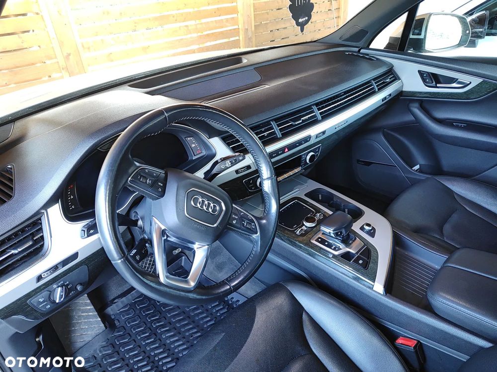 Audi Q7 - 18