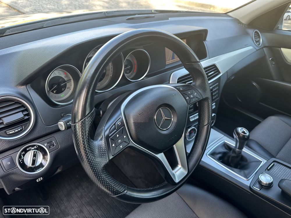 Mercedes-Benz C 220 CDI Avantgarde Edition - 11