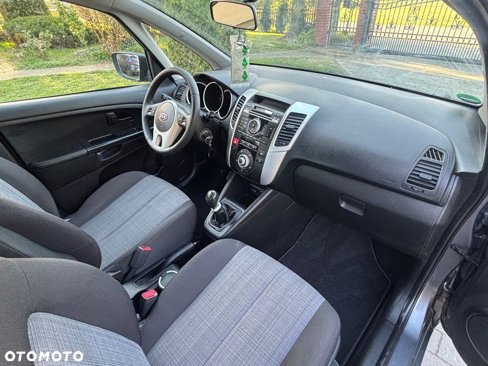 Kia Venga 1.4 CVVT Vision - 25