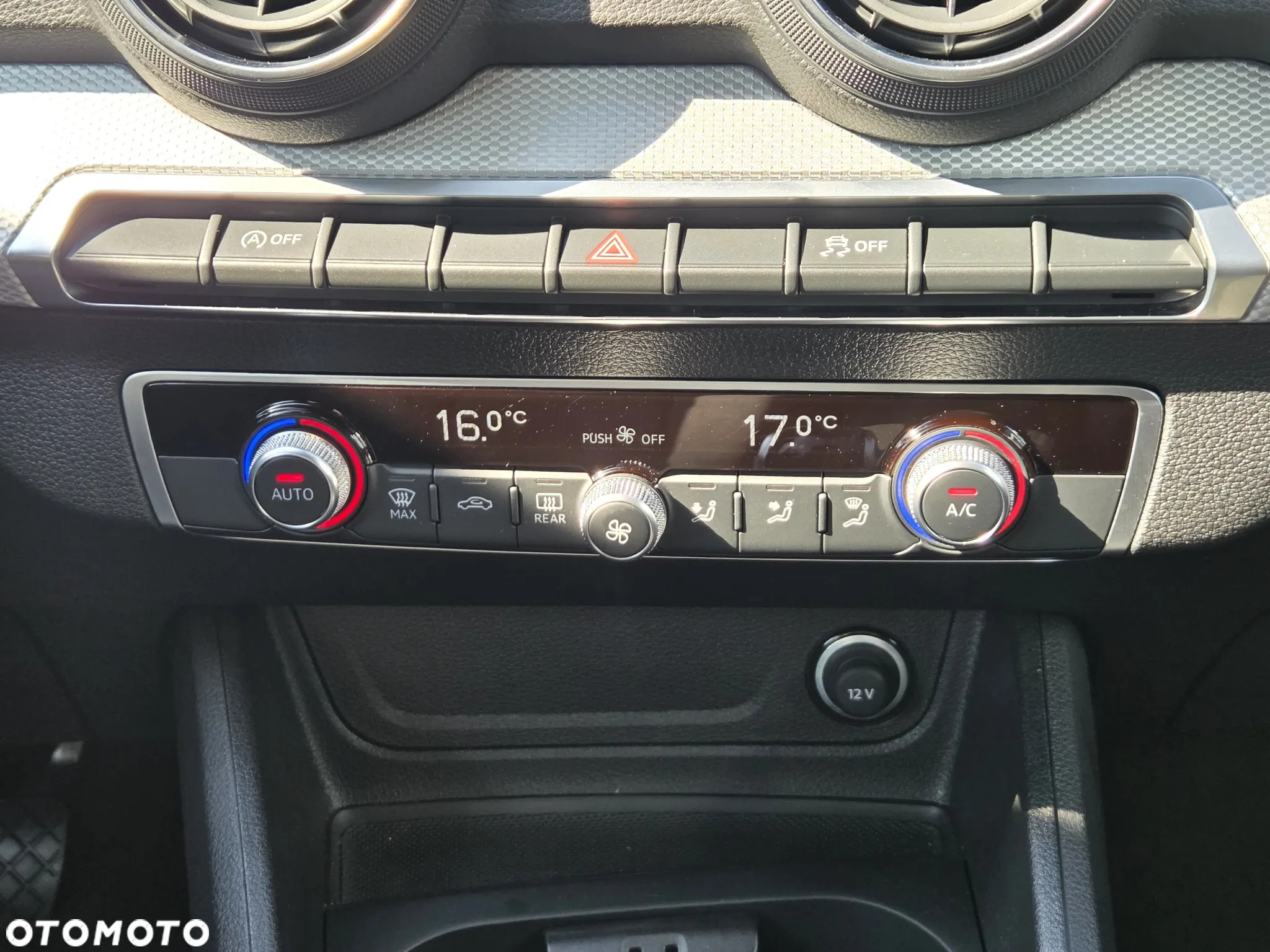 Audi Q2 30 TFSI - 22