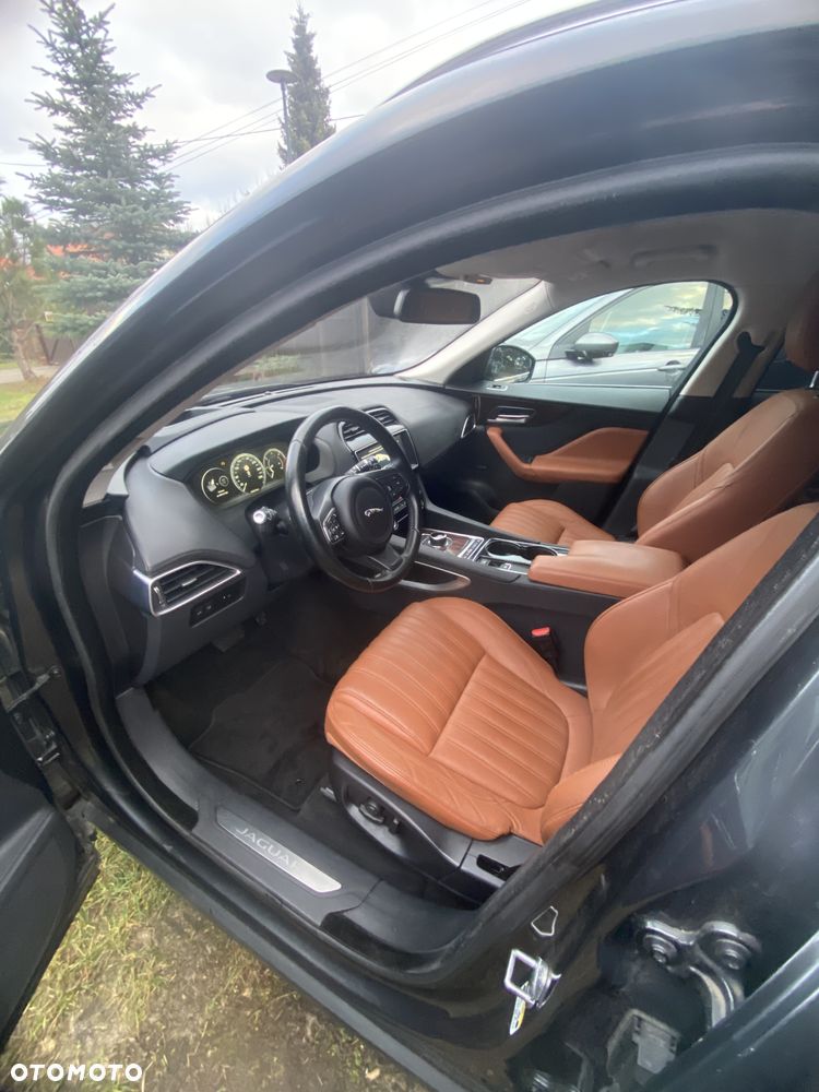 Jaguar F-Pace 20d AWD Portfolio - 15
