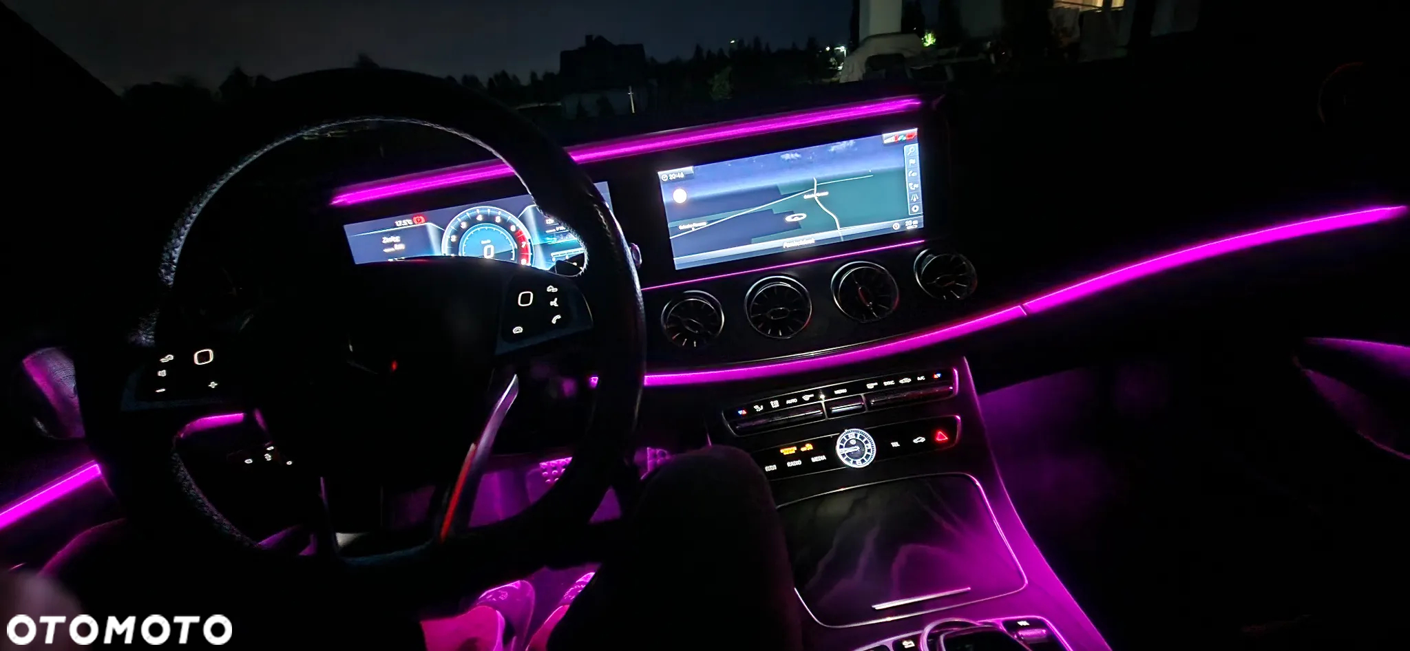 Mercedes-Benz Klasa E 300 Coupe 9G-TRONIC - 16