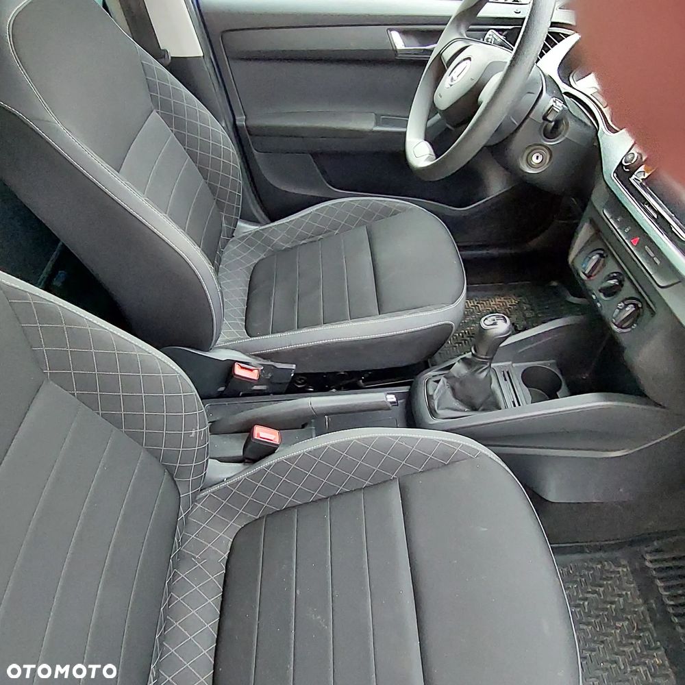 Skoda Fabia 1.0 Ambition - 4