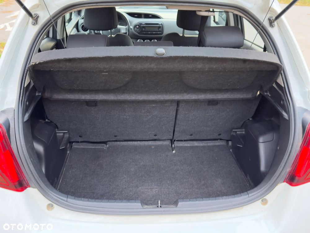 Toyota Yaris 1.0 Active EU6 - 11