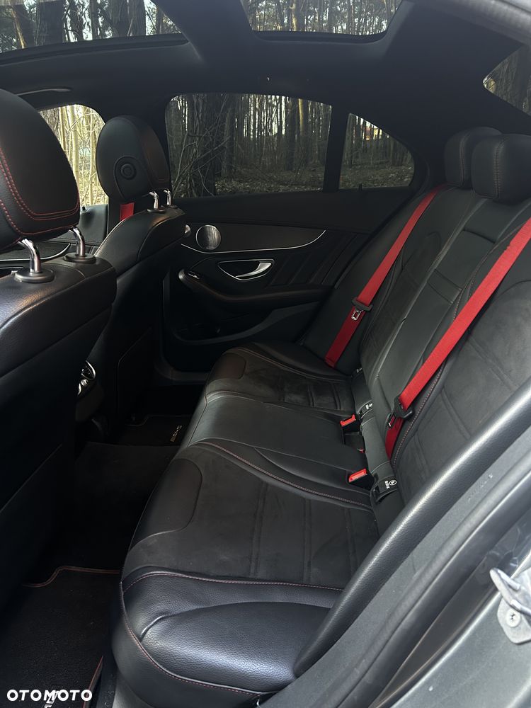 Mercedes-Benz Klasa C AMG 43 4Matic 9G-TRONIC - 12