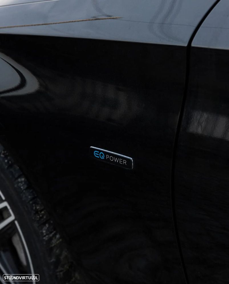 Mercedes-Benz C 300 e AMG Line - 22