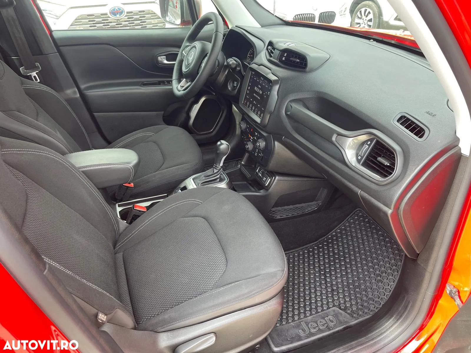Jeep Renegade 1.3 Turbo 4x2 DDCT6 Limited - 11