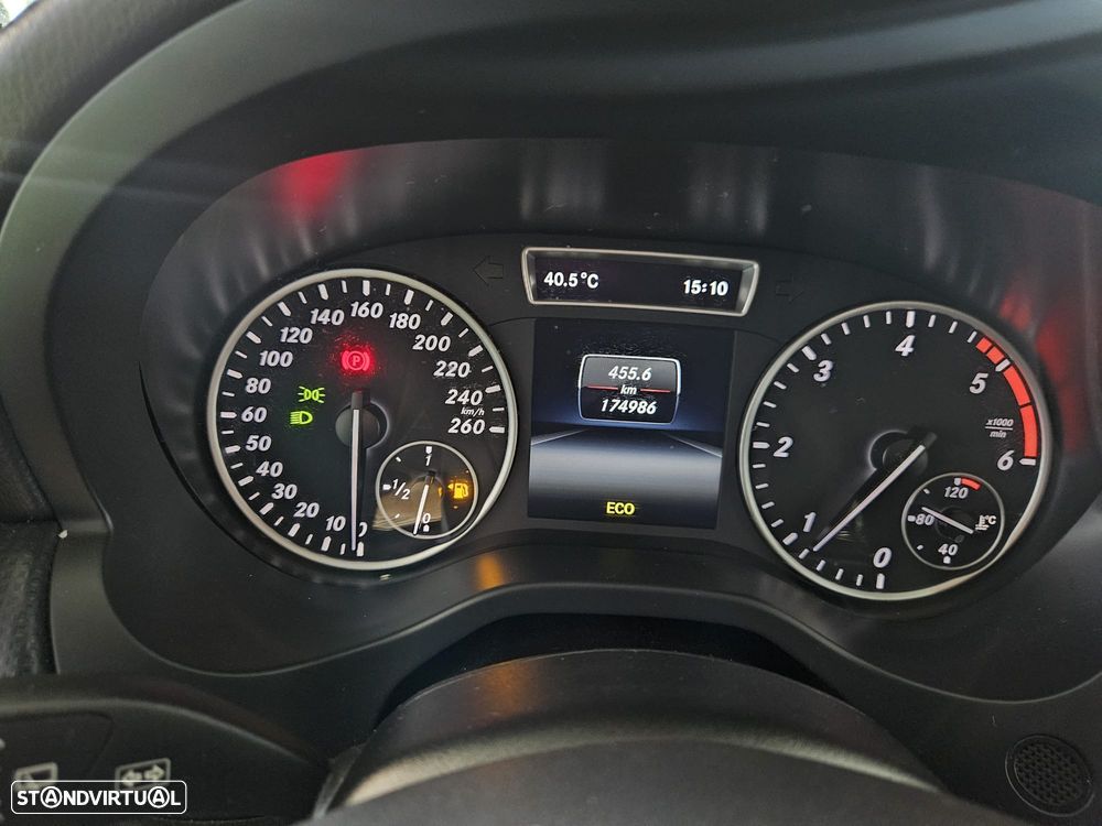 Mercedes-Benz A 180 CDI (BlueEFFICIENCY) - 16