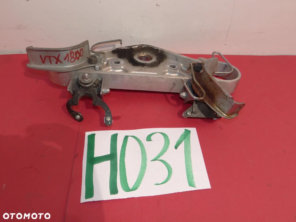 H031 HONDA VTX PÓŁKA GÓRNA - 3