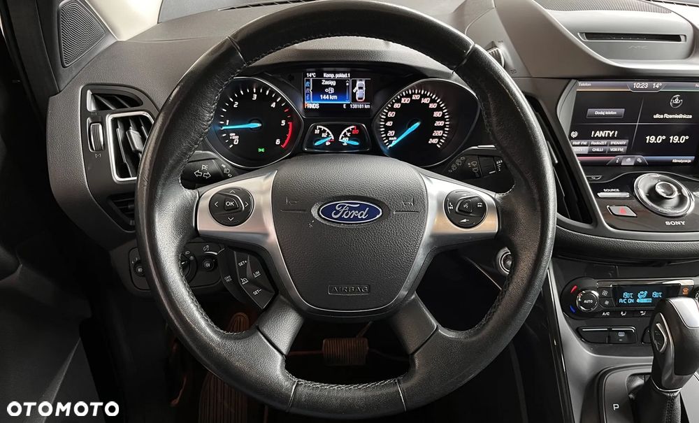 Ford Kuga 2.0 TDCi 4x4 Titanium - 12