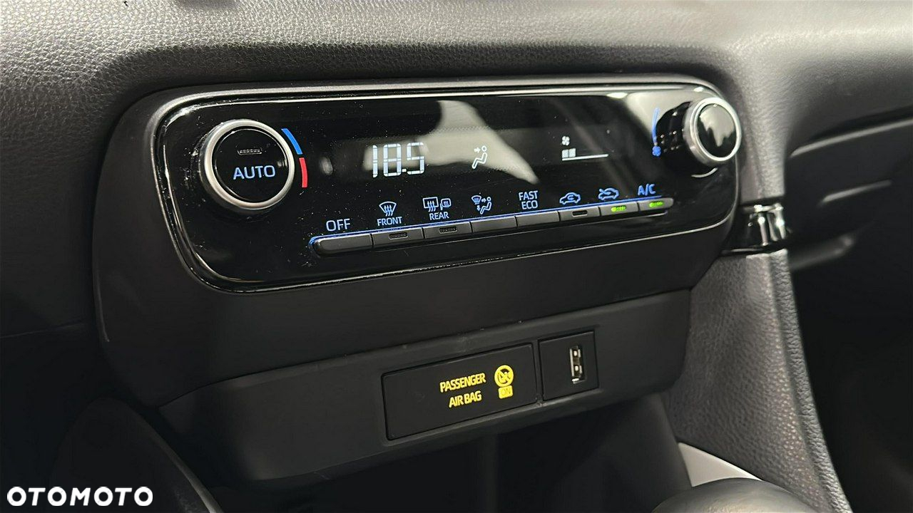 Toyota Yaris Hybrid 1.5 Comfort - 22