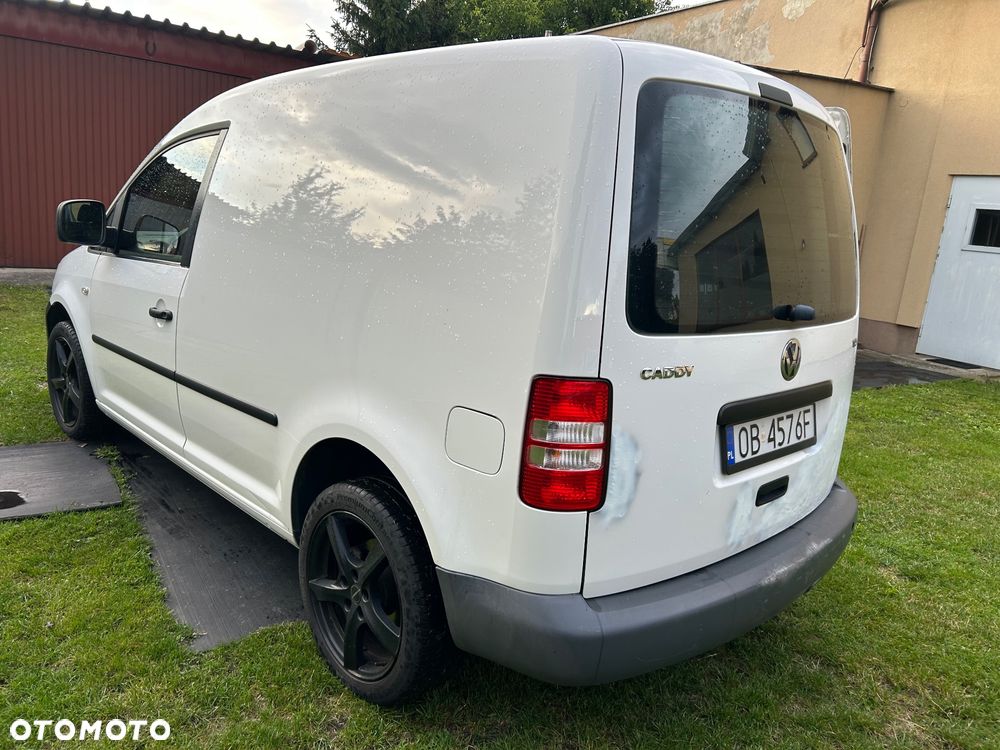 Volkswagen Caddy - 10