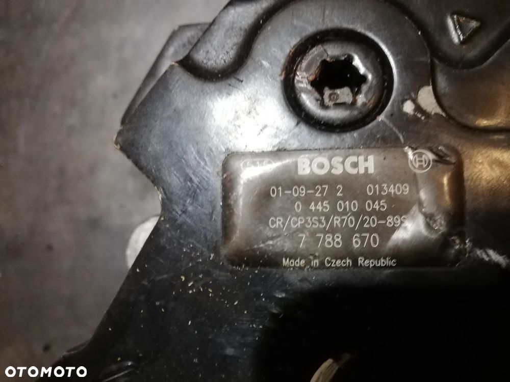 POMPA WTRYSKOWA PALIWA 7788670 BMW E46 2.0D - 3