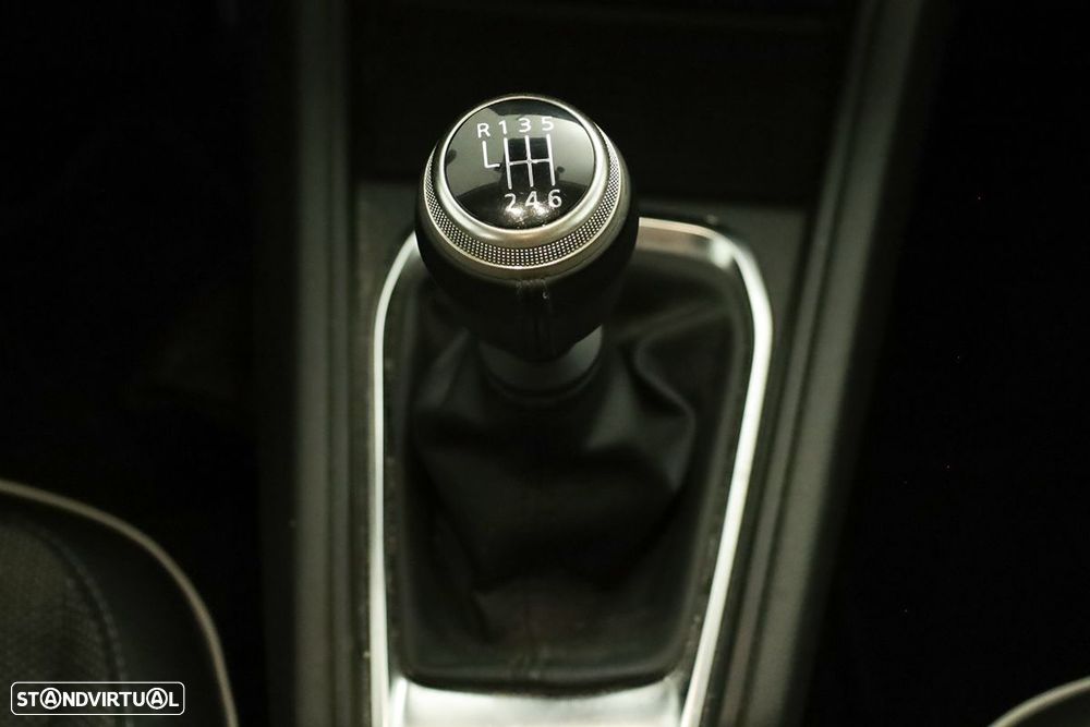 Renault Captur 1.0 TCe Techno Bi-Fuel - 12