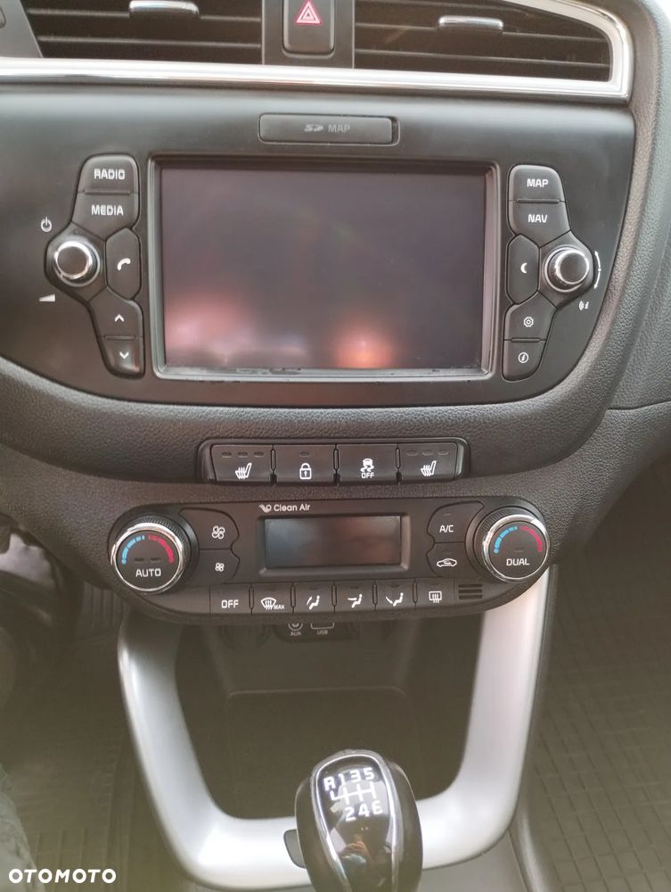 Kia Ceed SW 1.4 Attract - 12