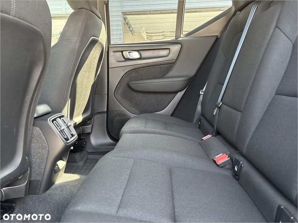 Volvo XC 40 B3 Essential - 16