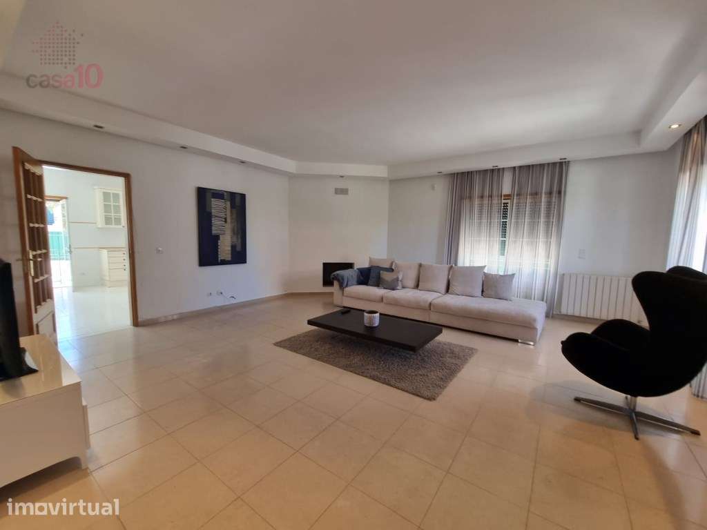 Moradia V4 com piscina, para arrendar, na Atalaia, Montijo - Grande imagem: 4/29