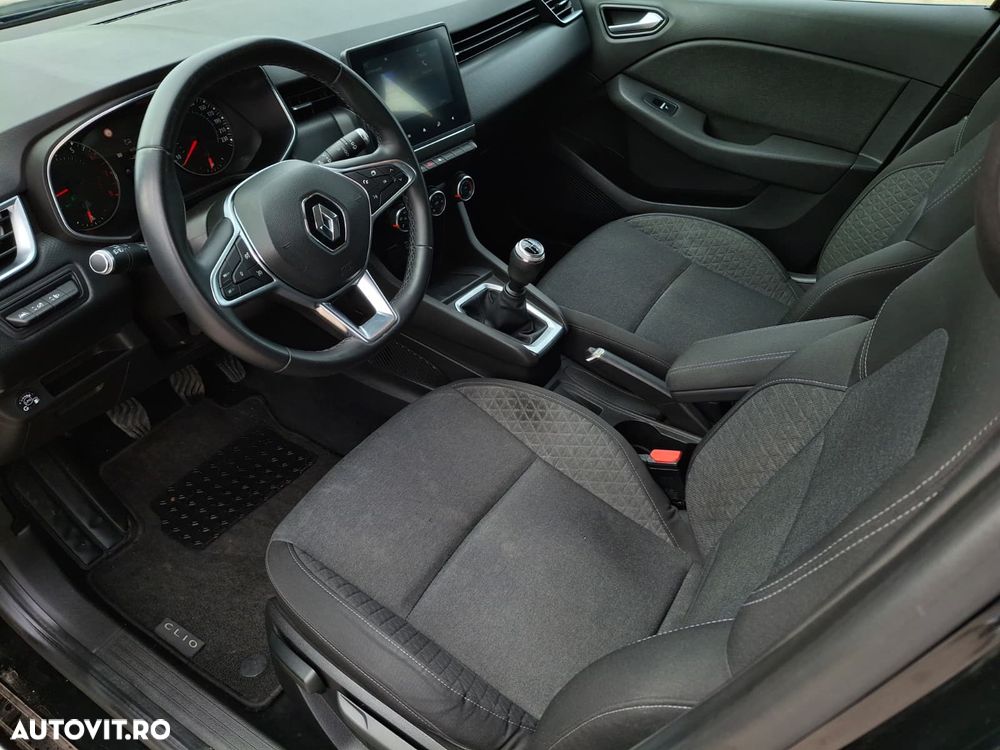 Renault Clio - 14