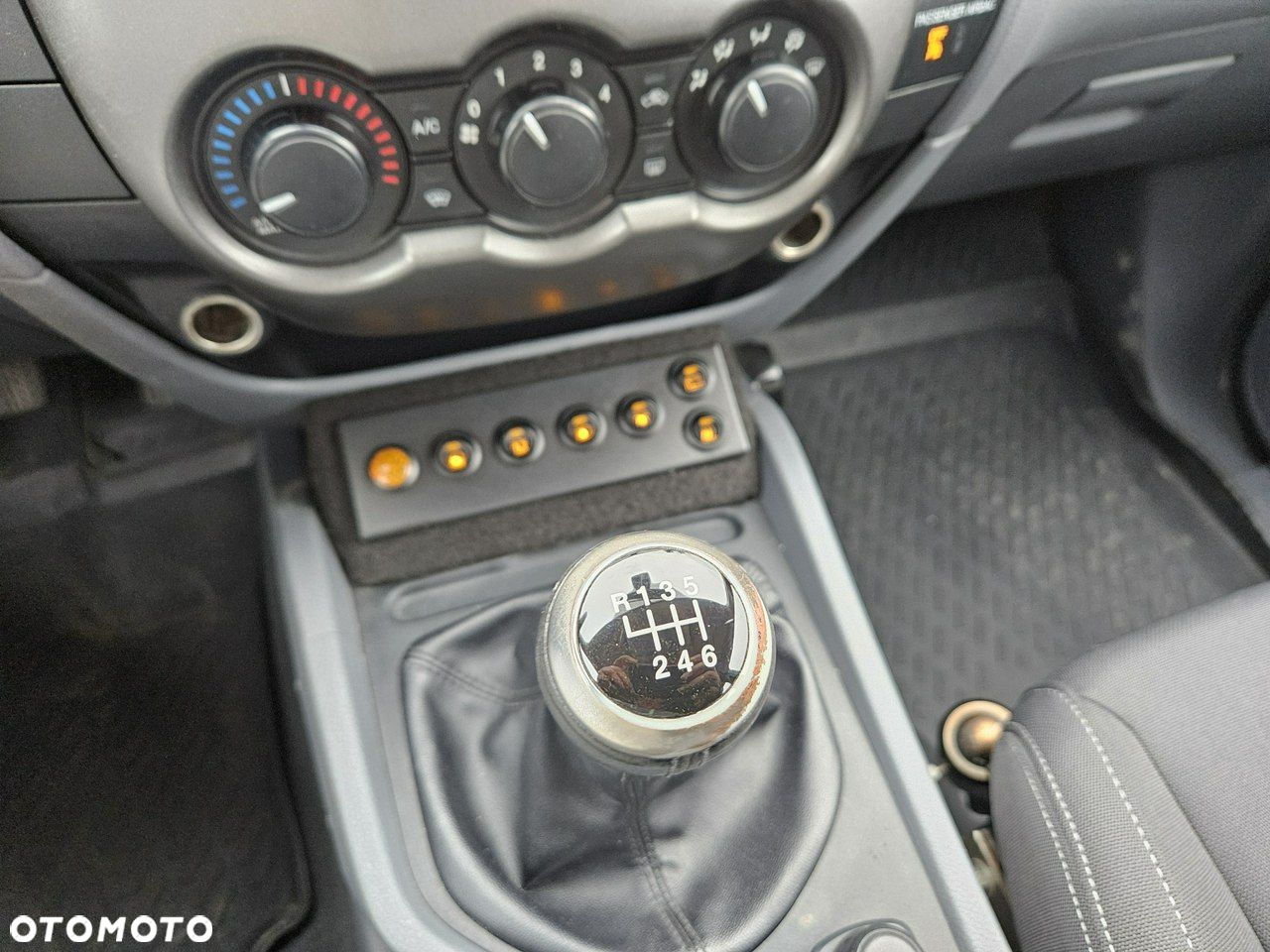 Ford Ranger - 38