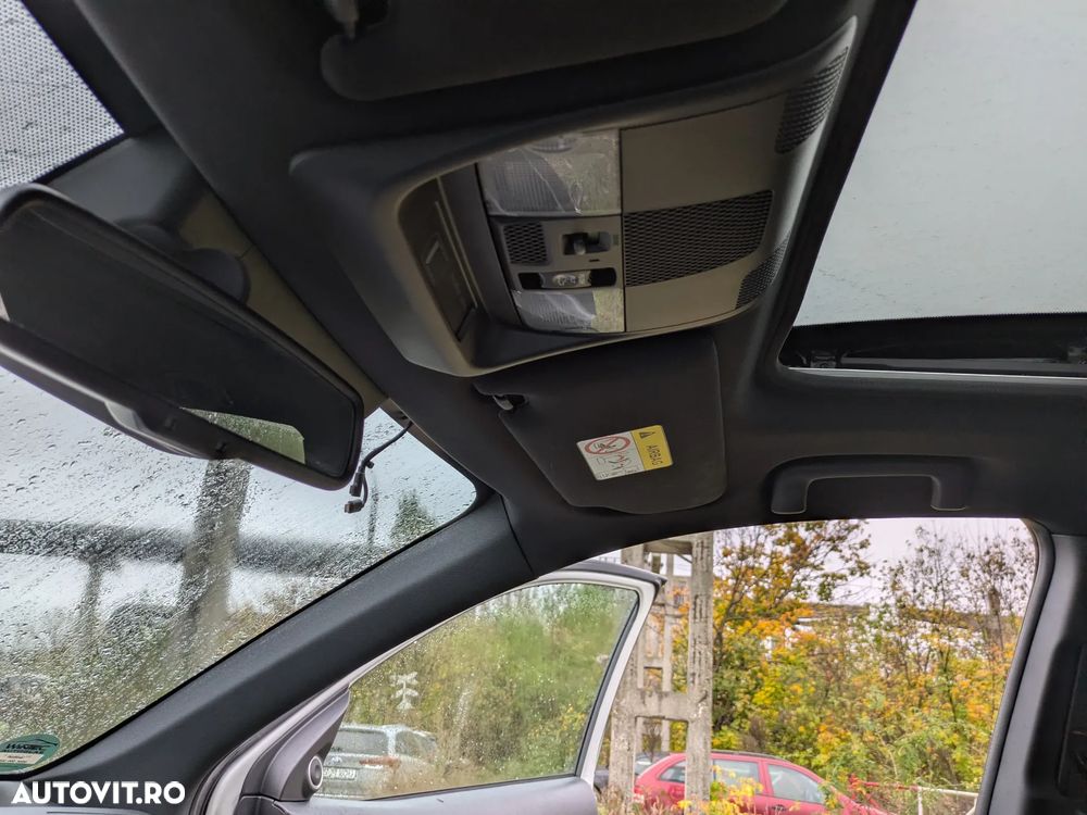 Mitsubishi Outlander - 15