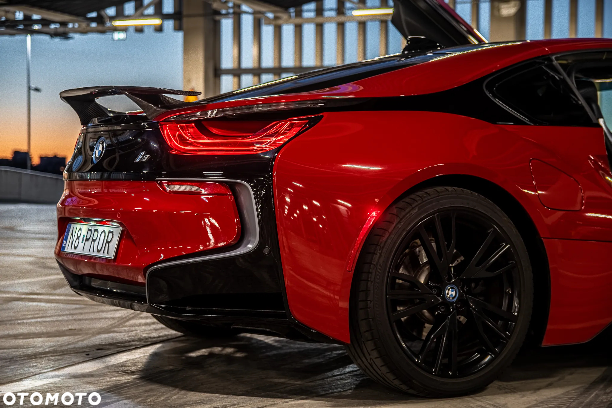 BMW i8 Coupe - 17