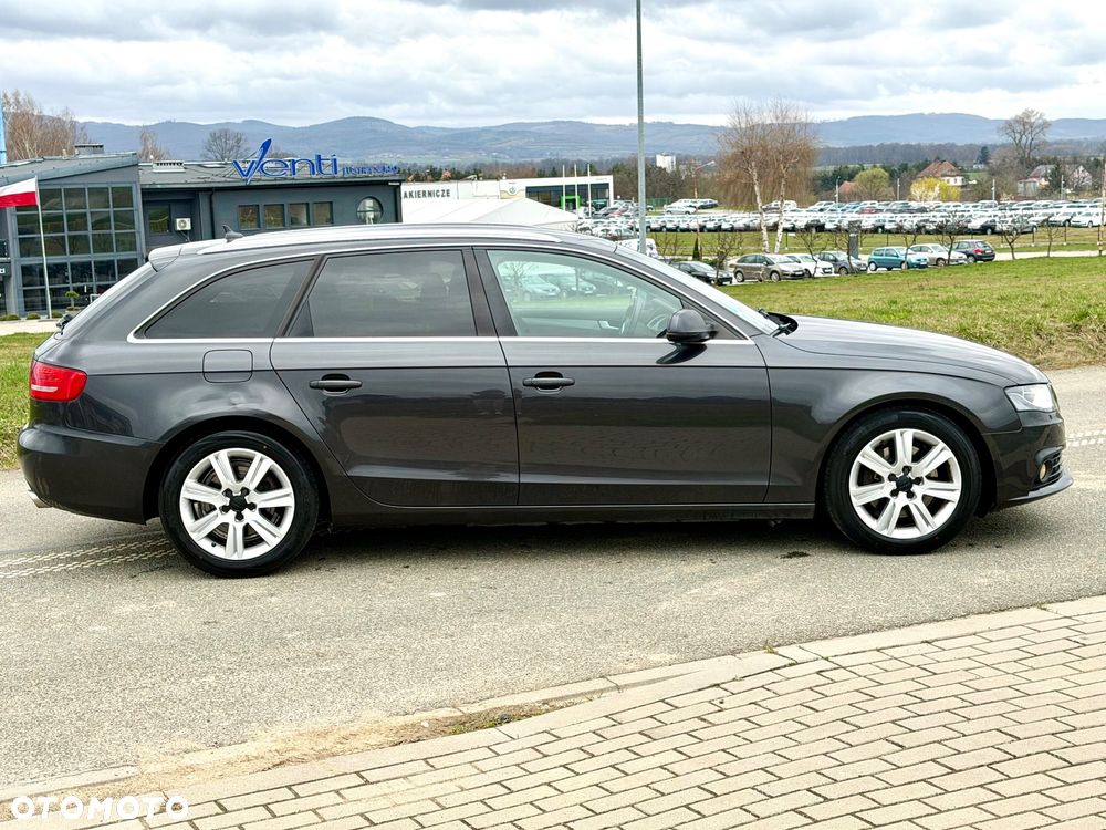 Audi A4 Avant - 13