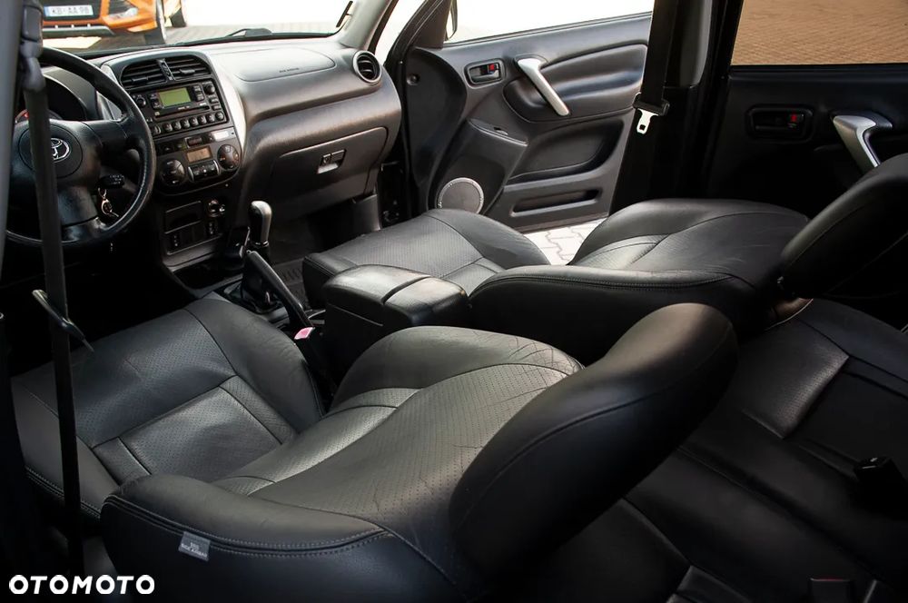 Toyota RAV4 4x4 Executive - 14