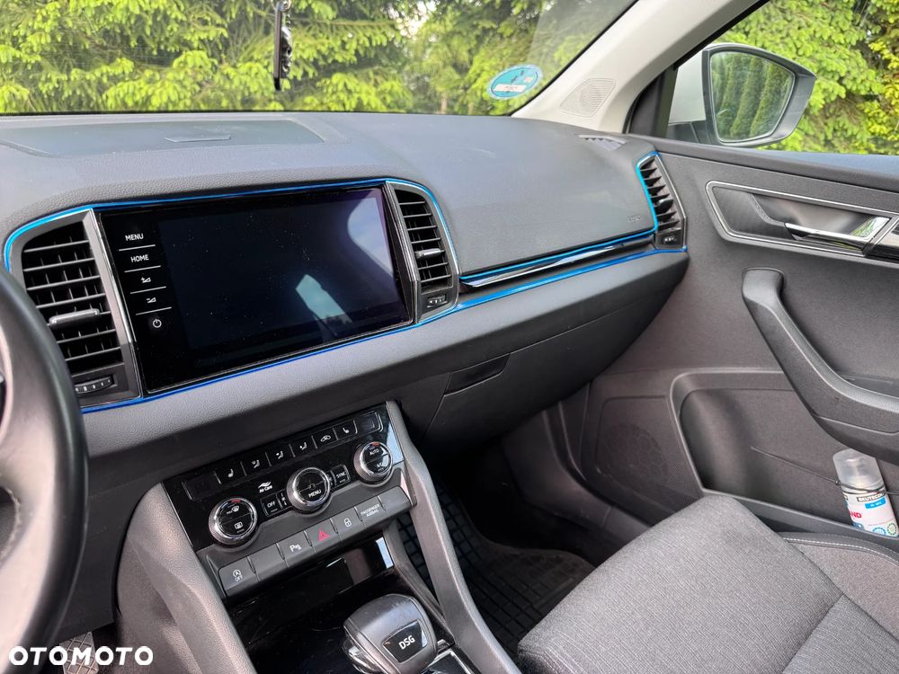 Skoda Karoq 1.6 TDI SCR DSG Style - 9