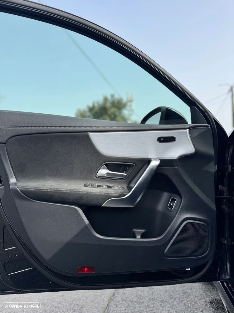 Mercedes-Benz A 250 e AMG Line - 20