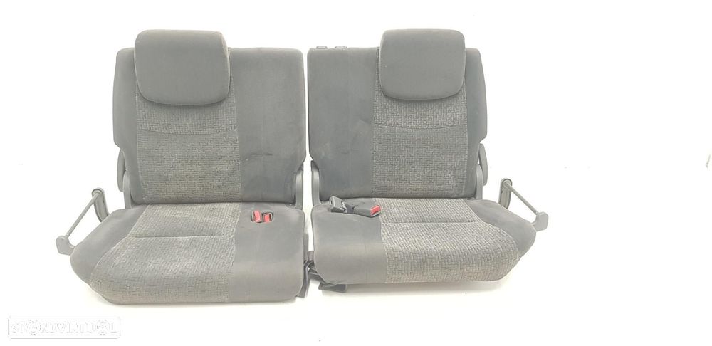 BANCOS TERCEIRA FILA TOYOTA LAND CRUISER J12 - 1