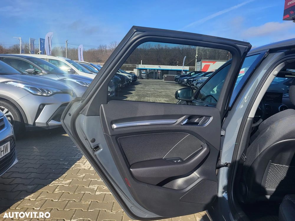 Audi A3 Sportback 35 TFSI S tronic advanced - 17