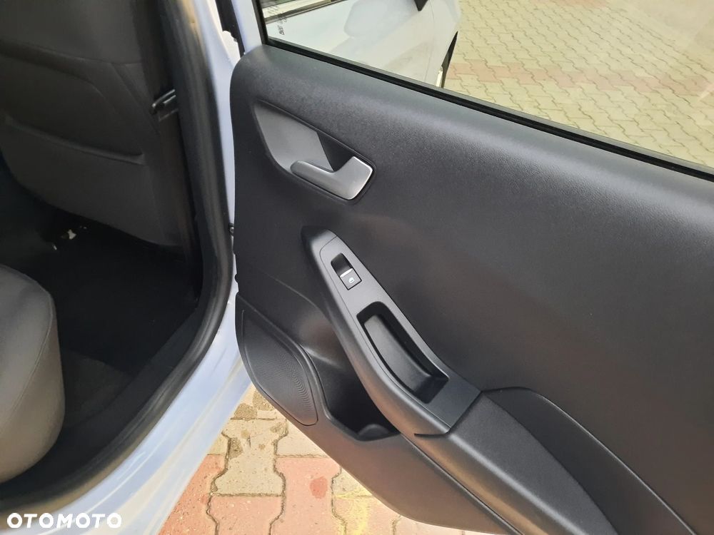 Ford Fiesta 1.0 EcoBoost S&S TITANIUM X - 21