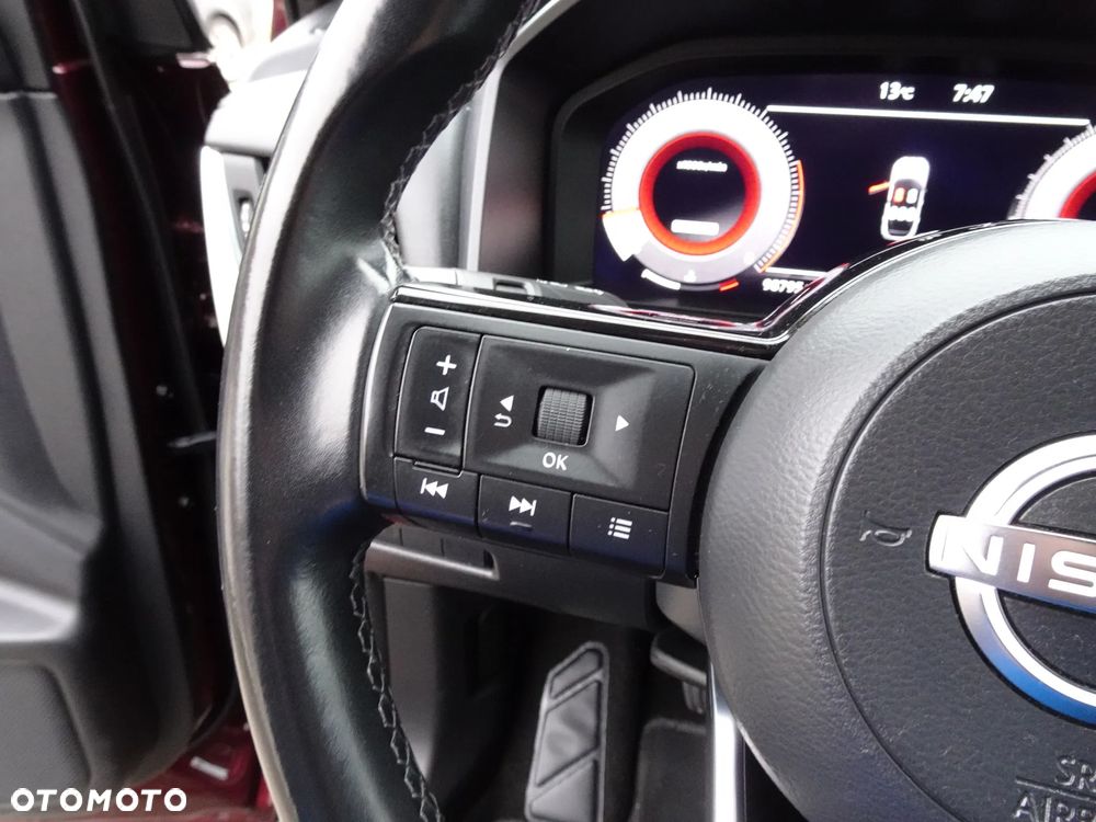 Nissan Qashqai 1.3 DIG-T MHEV N-Connecta - 24