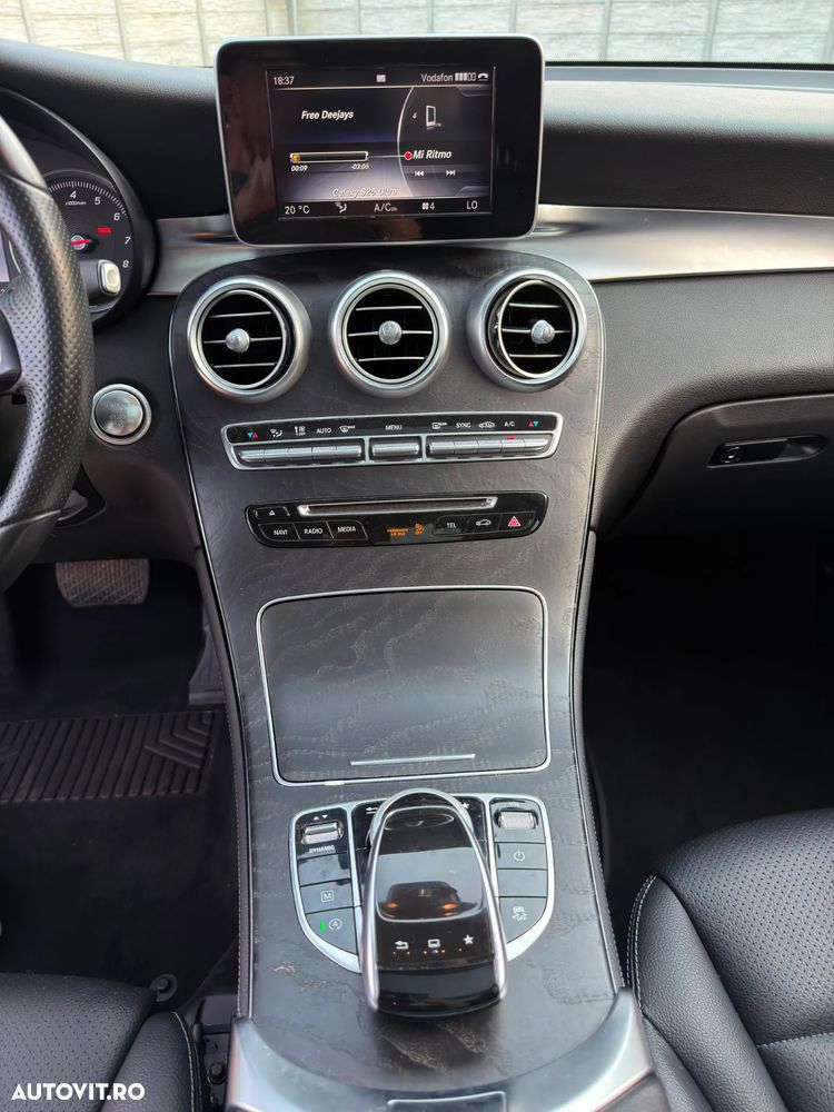 Mercedes-Benz GLC 300 4MATIC 9G-TRONIC - 10