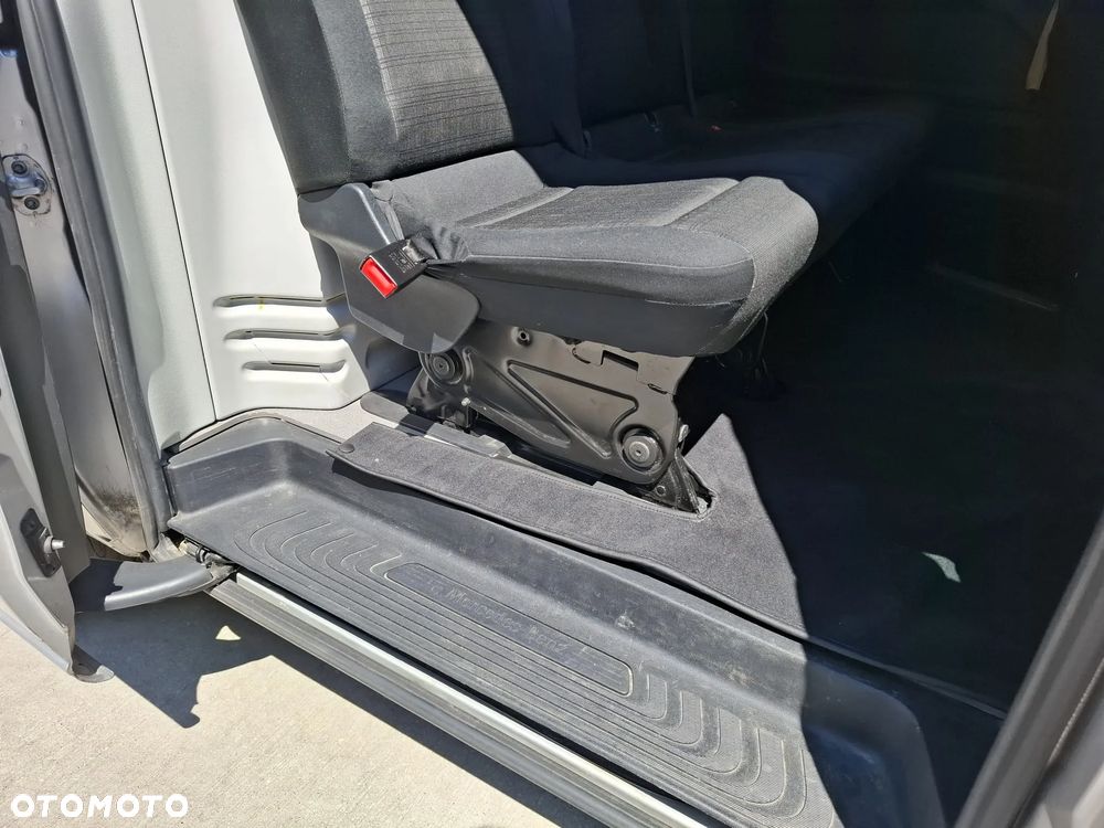 Mercedes-Benz VITO - 24