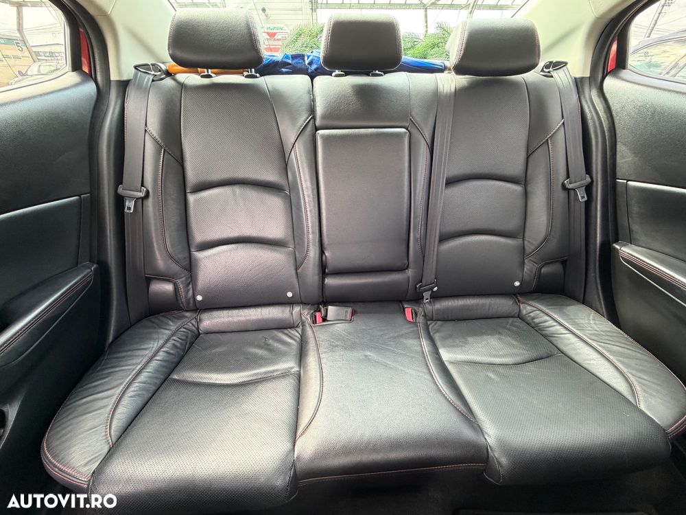 Mazda 3 G120 Revolution Top - 19