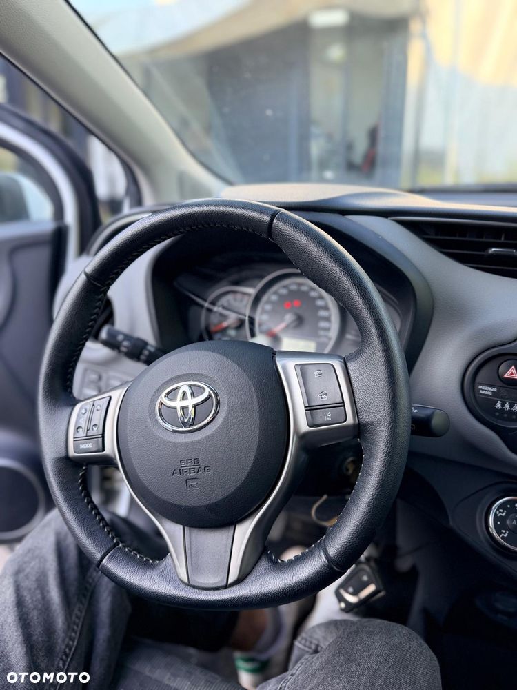 Toyota Yaris 1.33 VVT-i Edition-S - 17