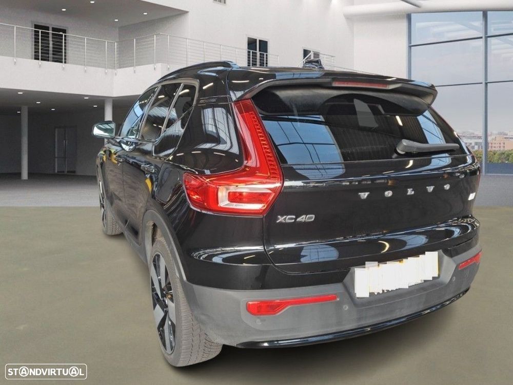 Volvo XC 40 Recharge Plus - 3