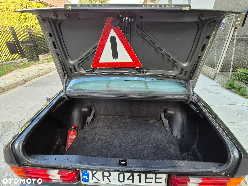 Mercedes-Benz W201 (190) - 20